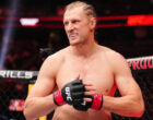 Российский боец UFC Волков вышел на бой в США под «Катюшу»