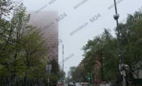 Туманы с видимостью до 300 метров накрыли Москву